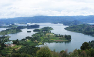 4-Day Bwindi Gorilla Trip and Lake Bunyonyi